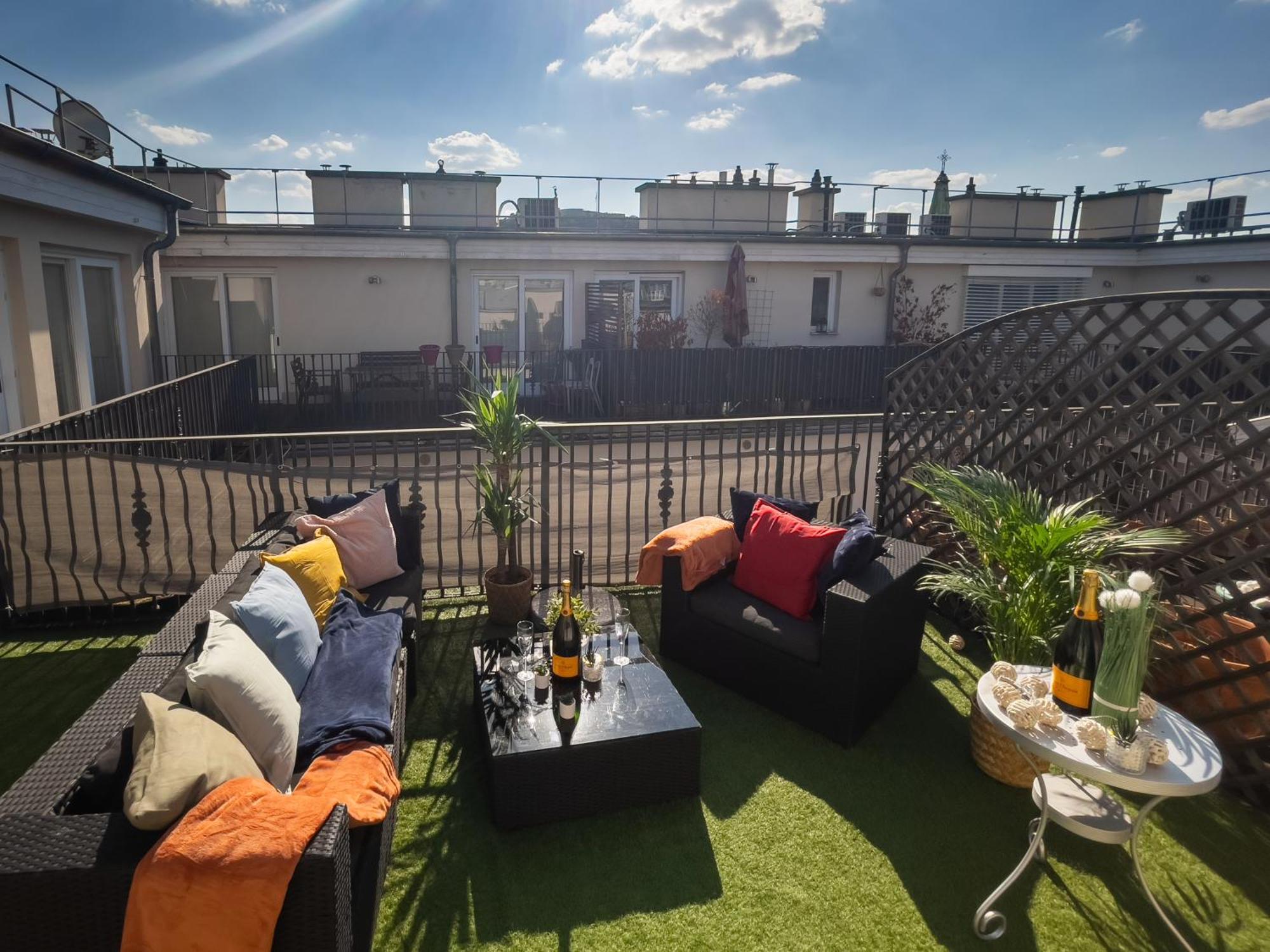 Luxurious Penthouse In The Heart Of Budapest Bagian luar foto